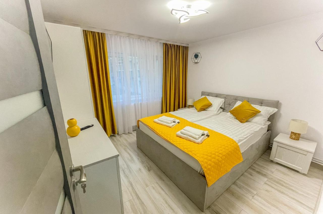 Loghin Residence Suceava Exterior foto